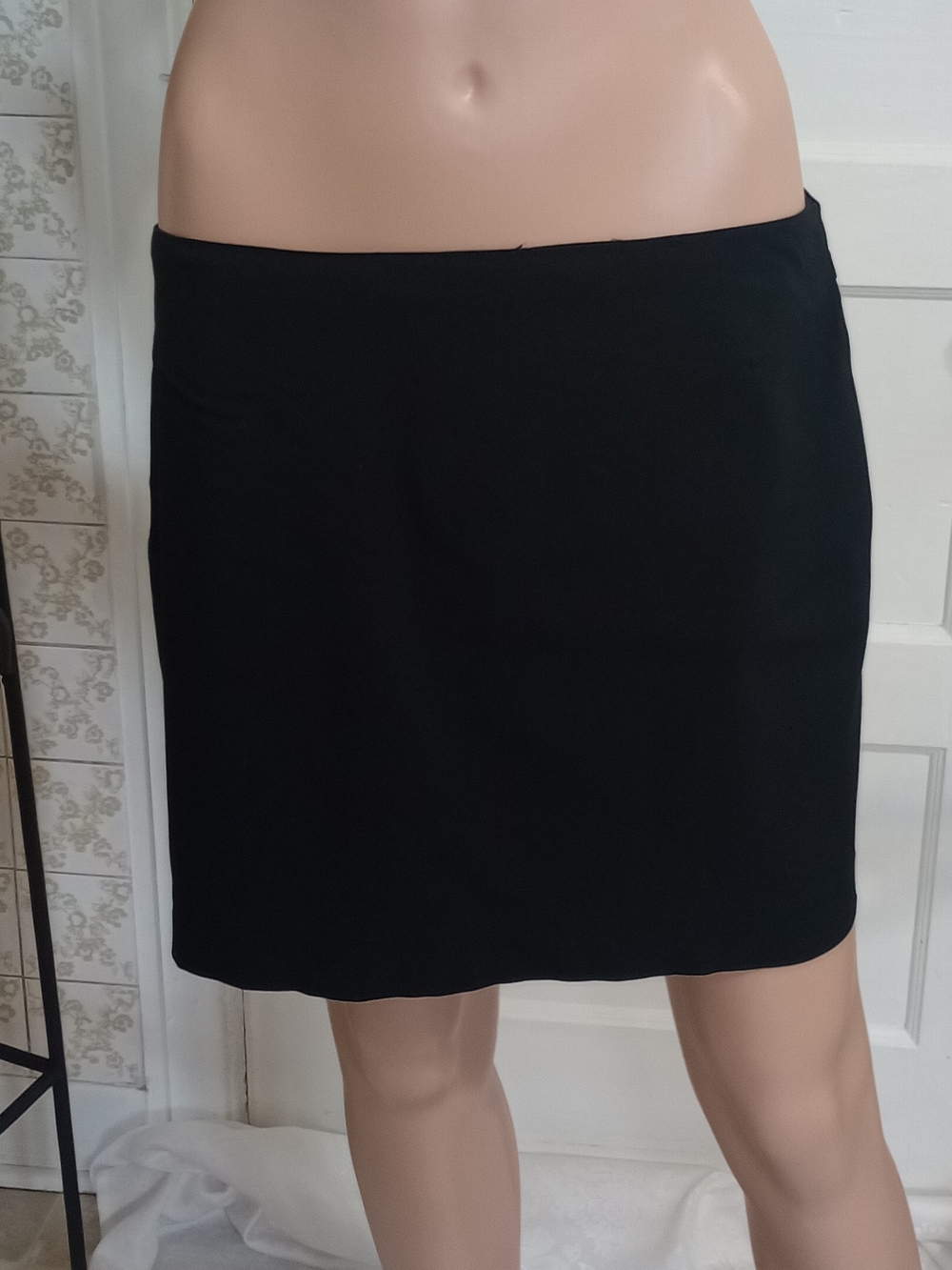 Express World Brand Stretch Black Pencil Skirt Size 9/10